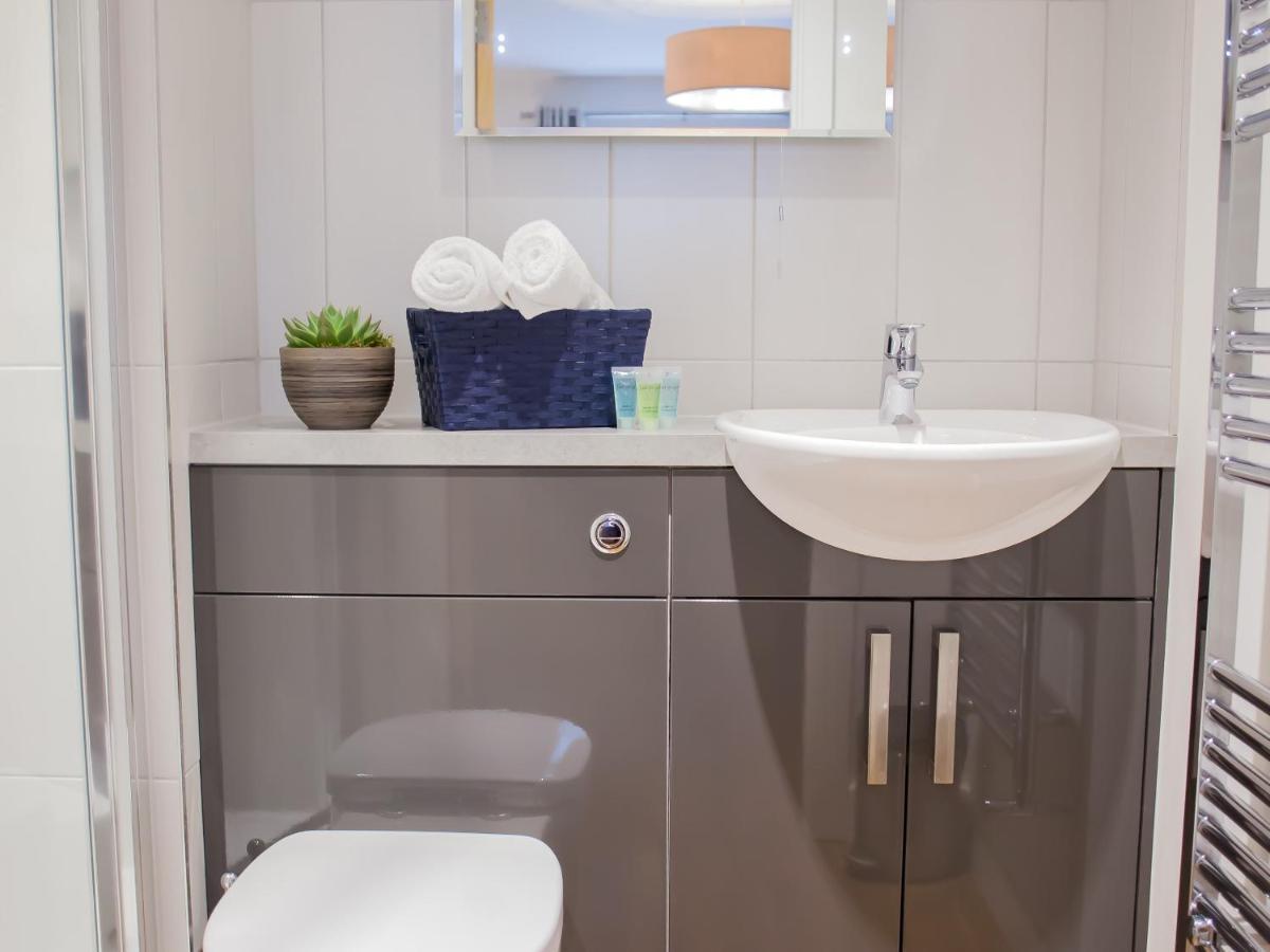 Henge House, Bluestone Apartmentバース エクステリア 写真